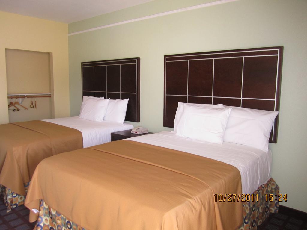 Highlands Suites الغرفة الصورة